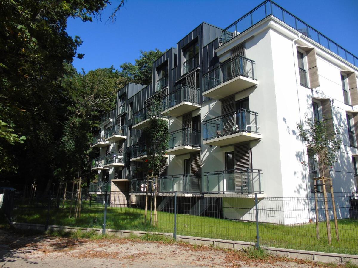 Apartment Mit Blick Auf Den Park - Apartament Mariw Matejki 17 Z Widokiem Na Park Swinoujscie Ngoại thất bức ảnh